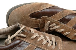 Utilizar el calzado apropiado para el ejercicio dará soporte y protegerá a tus pies.