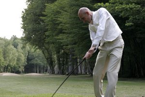Otros factores también influyen en distancia, como la rotación de la pelota de golf.