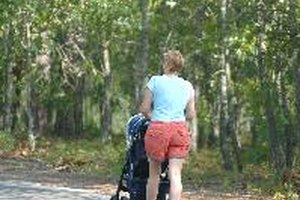 Sal a caminar para que se te vaya el mal humor y puedas continuar con tus responsabilidades de crianza de manera positiva.