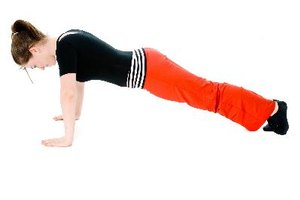 Las flexiones de brazo son fantásticas para fortalecer los pectorales