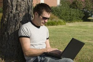 Los estudiantes universitarios con ADHD se benefician de libros organizadores electrónicos y en papel.