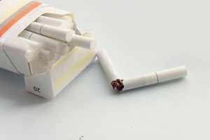 Deja de fumar para mejorar tu salud.