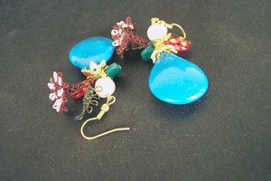 Un arete de gancho sólo es apropiado para perforaciones sanas.