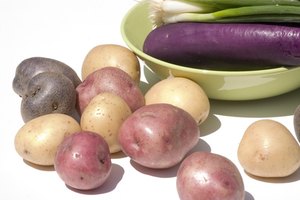 Las papas y las berenjenas están relacionadas.