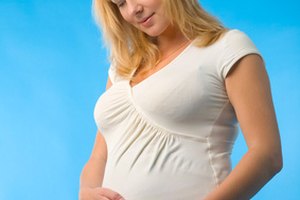 El comienzo del embarazo puede aumentar la probabilidad de náuseas después de comer.