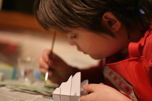 Las actividades de trazado ayudan a mejorar las habilidades de los niños mientras se divierten.