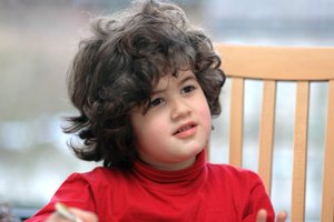 Ofrece a tu hijo muchas oportunidades para practicar habilidades de escucha.