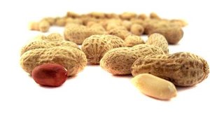 Las castañas pueden no ser tan comunes como los otros tipos de nueces, pero igual brindan muchos beneficios para la salud.