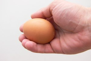 Huevos llenos de proteína añaden brillo al cabello.