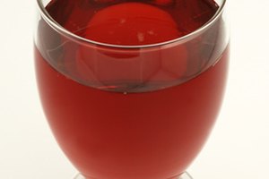 El jugo de granada y arándanos no promueve la inflamación general en el cuerpo provocada por los azúcares.