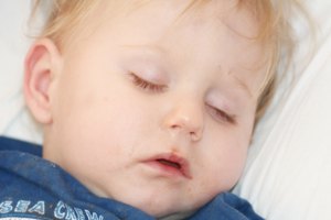 A veces, el roncar fuertemente indica un problema de salud subyacente.