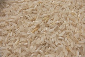 El arroz te llena, es nutritivo y bajo en grasas.