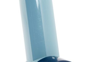El albuterol que se utiliza para prevenir los ataques de asma puede representar un riesgo para tu salud si se toma en exceso.