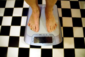 Muchas mujeres aumentan de peso después de la menopausia.