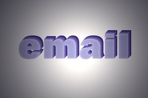 Enviar un correo electrónico masivo a cuentas de Hotmail es fácil con Microsoft Outlook.