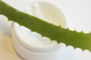 La Fruit of the Earth Vitamin E Skin Care Cream contiene aloe vera.