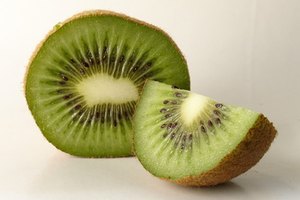 Las alergias al kiwi pueden provocar síntomas médicos serios.