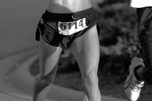Los abdominales inferiores son visibles en aquellos que tienen muy poca grasa corporal.