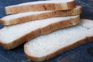 Los carbohidratos son la fuente principal de energía durante ejercicios moderados y altos.