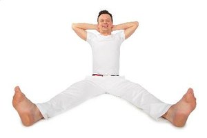 Para la espalda baja, los ejercicios abdominales son mejores que las sentadillas.