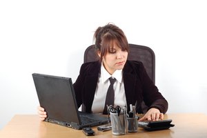 Una persona puede tener problemas para cambiar entre diferentes plataformas de información.