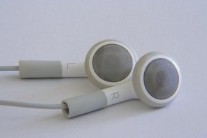 Desactiva la sincronización automática en tu iPhone para poder usarlo en varias computadoras.