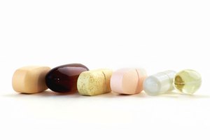Los suplementos con ácidos grasos omega-3 ayudan a bajar el colesterol malo.