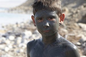 Tratamiento con barro en el Mar Muerto.