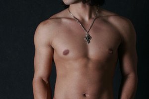 Conseguir los abdominales apretados de tus sueños requiere más que entrenamientos de abdominales.