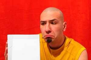 Los manuales de documentación ayudan a los usuarios y desarrolladores a comprender el software.