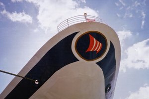 Puedes sentirte mareado y extraño luego de desembarcar de tu primer crucero.