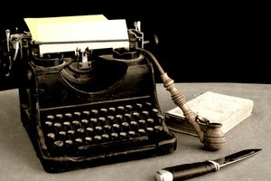 Primeras máquinas de escribir allanaron el camino para la moderna tecnología de procesamiento de textos.