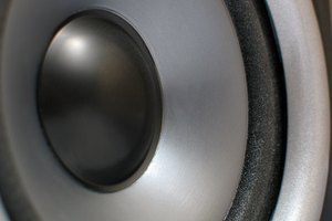 Las medidas exactas son imprescindibles al construir una caja para altavoz.