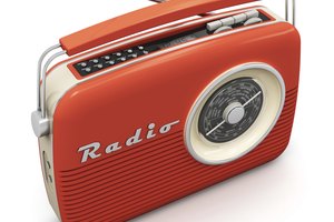 Muchas de las emisoras que se sintonizan claramente en la radio de un automóvil no se pueden escuchar al interior de un edificio de acero.