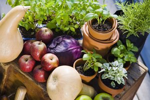 Una dieta rica en frutas y verduras puede aliviar tus síntomas.