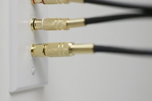 Desbloquea tu caja digital Motorola para disfrutar de los beneficios de la televisión por cable.