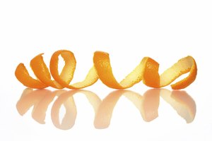 La cáscara de naranja puede ayudar a exfoliar.
