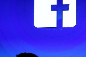 Facebook exige que uses tu nombre real en tu cuenta.