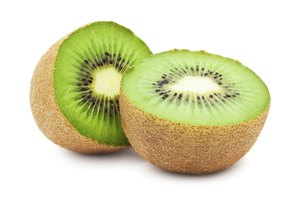 La fruta de kiwi es un buen bocadillo para la fase 3.
