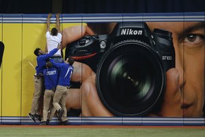 ¿Qué tipos de tarjetas SD utiliza una Nikon D50?