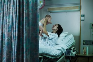 Dependiendo de la dosis de medicina administrada mediante la epidural, los pacientes pueden experimentar un entumecimiento total en ambas piernas.