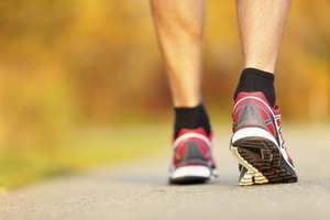 El calzado para correr está disponibles varios tipos diferentes.