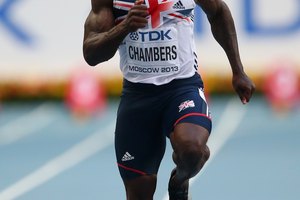 Dwain Chambers necesita estar definido para completar los 100 y 200 metros.
