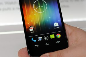 Cómo cambiar la imagen de bloqueo de pantalla en un LG Prada.