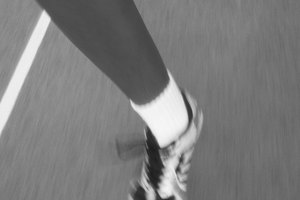 Correr en una pista es una excelente manera de medir tus millas.