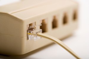 El cliente Telnet emula el comando ping y puede probar puertos específicos.