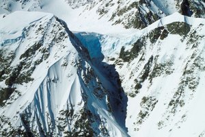 Prepárate con cuidado antes de intentar hacer cumbre en el Denali.