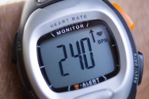 Algunos monitores de frecuencia cardíaca se pueden utilizar como reloj.
