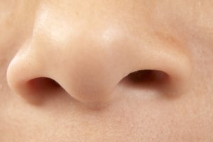 Trae equilibrio a tu cuerpo con la respiración nasal alterna.