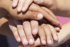 Enséñale a tus compañeros adolescentes cómo trabajar mejor juntos.